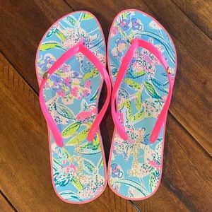 Lilly Pulitzer flip flops - size 7/8